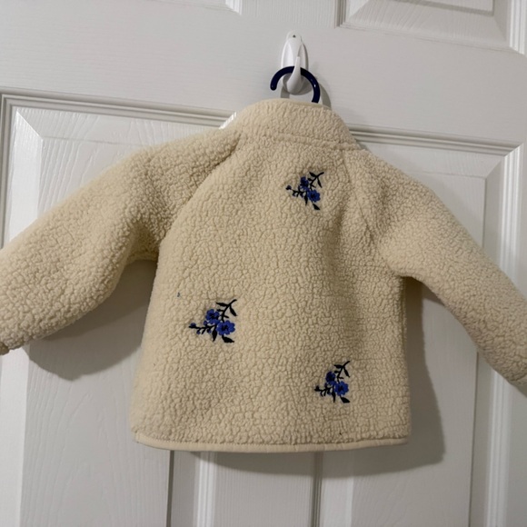 Old Navy Cream Sherpa Jacket with Blue Embroidery - Picture 2 of 4